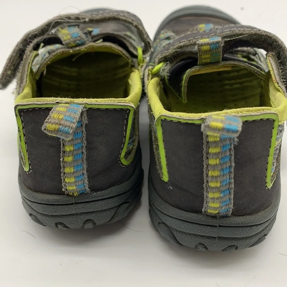 Smart Fit Boy's Gray and Green Sandals size 9.5